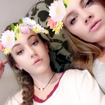 Leah_rogers13's profile picture. Lol I just have this for school I hate twitter 9-14-17