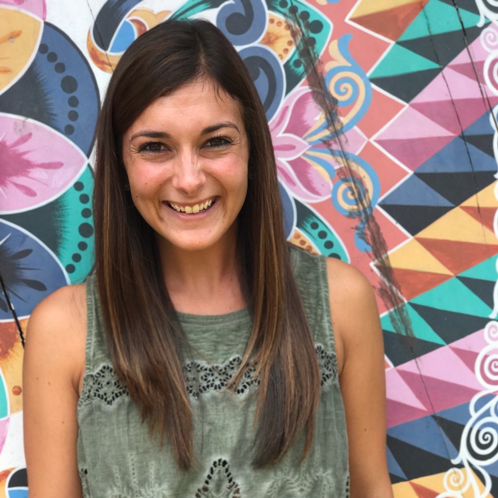 MsEch_AFHS's profile picture. English teacher at AFHS. ECU alumni. Lover of books, traveling, and my dogs, Tino, Harley, and Griffey 🐾