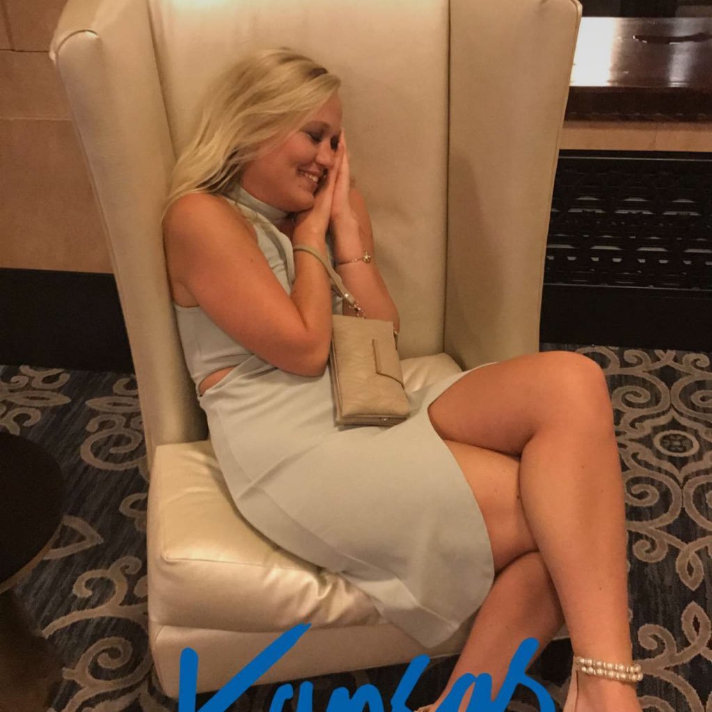 courtnie_voss's profile picture. 