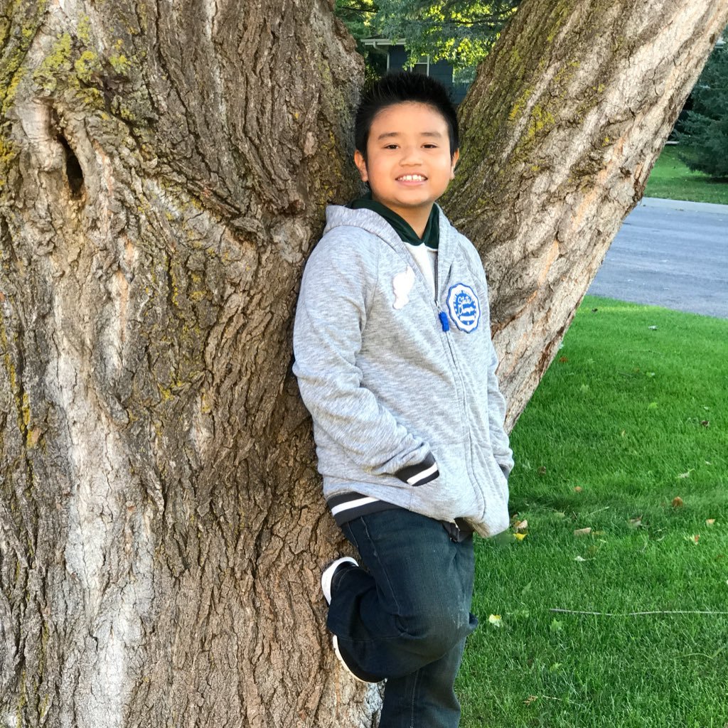 Anthony27200's profile picture. 