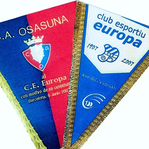 C.E.Europa y C.A.Osasuna. Escapulat y rojillo. Ninguna injusticia me debe ser ajena.