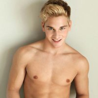 Male Hottie (@smileguy981) 's Twitter Profile