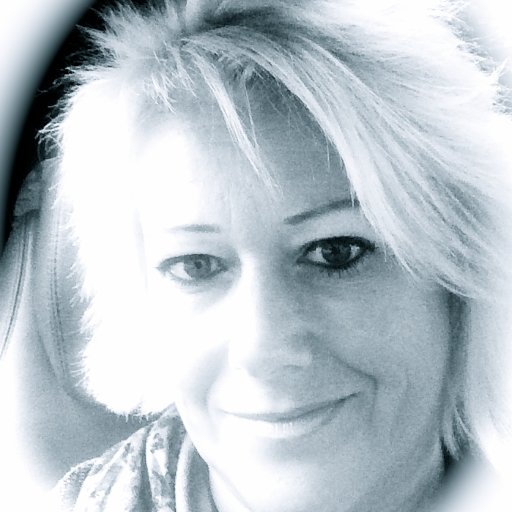 #behumankind founder of a self lead community / Not for profit , working with people & organisations putting people before profit.