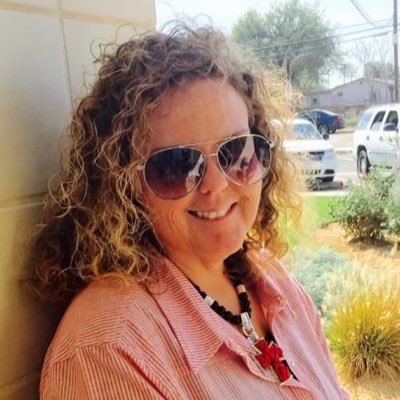 JenniFlippen's profile picture. 