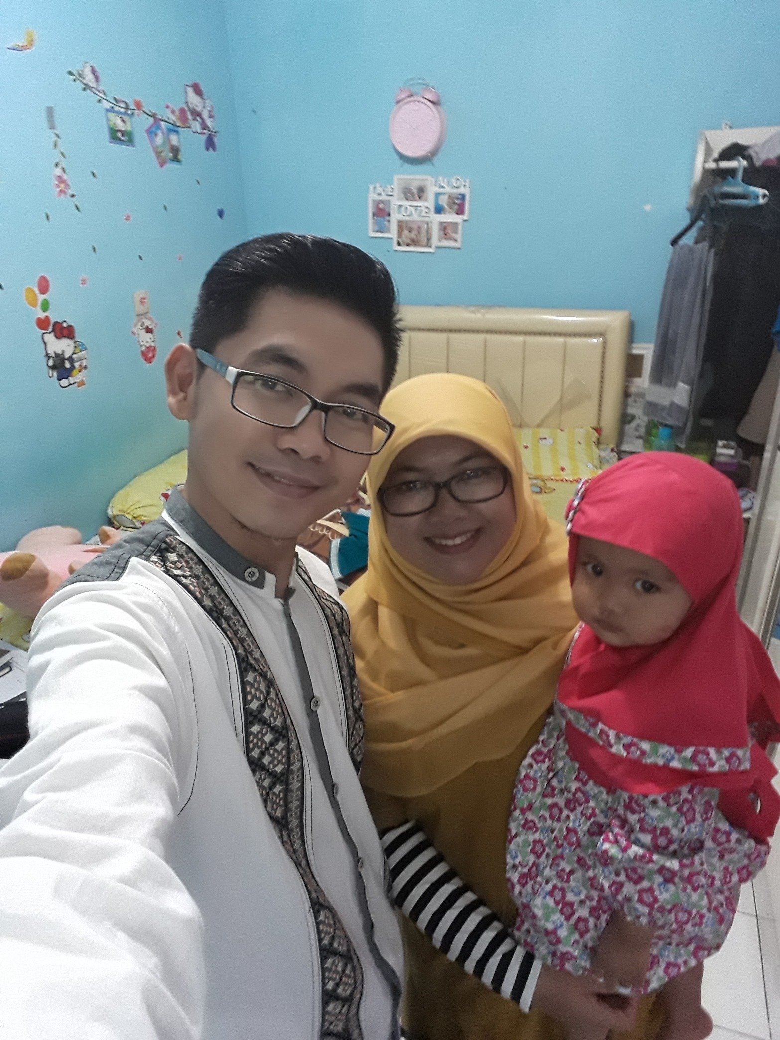 MayaHerliana's profile picture. A happy wife and mom