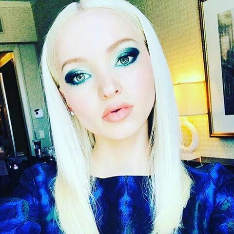 #RP1 #Single and looking for a boyfriend and looking for a family and looking for my mains from Descendants 2
