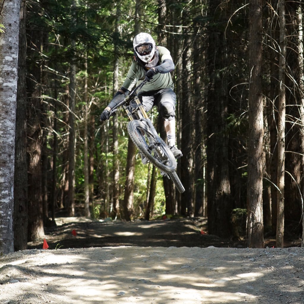 camerongrier92's profile picture. 🏔↘️