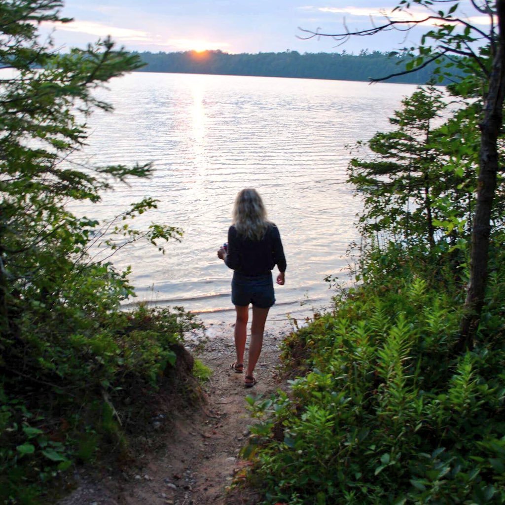 sustainability nerd. book & podcast enthusiast. nature fan (especially calvin).👣🌿🌎 '...one lives not just for oneself but for one's community.' - rbg