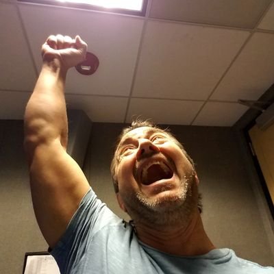 BrookDillon's profile picture. Dont think it's all that!