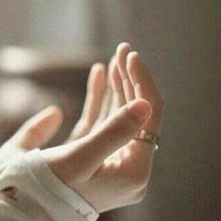 s__lo11's profile picture. ‏‏‏‏صدقه جاريه لي الغالية(سلوى)🌹 @1S2___ -أطمئني أنا أحتضنك معي في دُعائي ، أبتسمي ف لم أنساكِ يوماً في سجودي.🙏❤