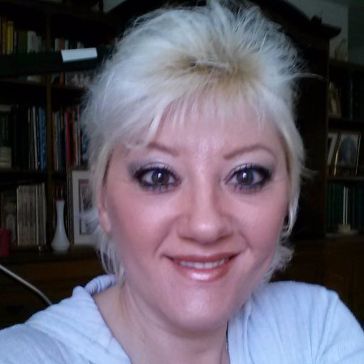 I'm a very easy cool woman needed a well decent man,,
+15635620181