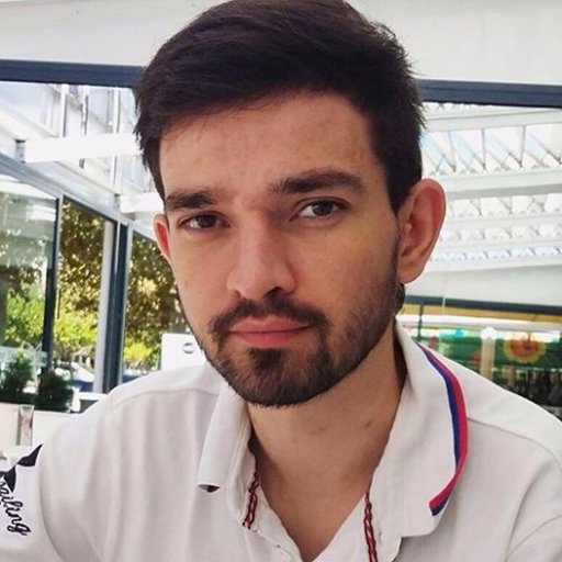 Dragonspheree's profile picture. Youtuber | Estudiante de Economia | Espero que os gusten mis vídeos y espero ir mejorando^^, estoy diciendo mucho espero...