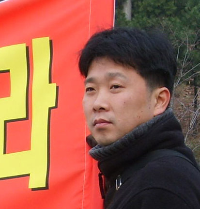 mkddr2's profile picture. 자본만능의 세상을 살아가는 낭만주의자