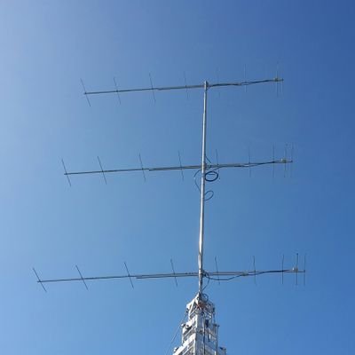 PE1ITR is the callsign of VHF-UHF Amateur Radio Station of Rob Hardenberg. Automatic Radio  Propagation Alert Tweets for the 50, 70, 100, 144 and 432 MHz bands.