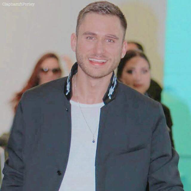 FreddoRoscoe's profile picture. Freddie's the name, 1/6 Of the Roscoe Brothers! Fan Account. The Real One - @CharlieClapham!