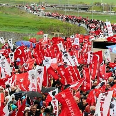 Atatürkçü,ulusalcı,devrimci, -MİlliSeferberlik, MilliDEVRİM .
BU TOPRAKLARDA MUSTAFA KEMALLER YENİLMEZ RT yazanın sorumluluğ