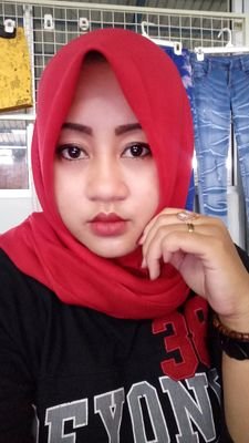 ShellyRahmawaty's profile picture. 