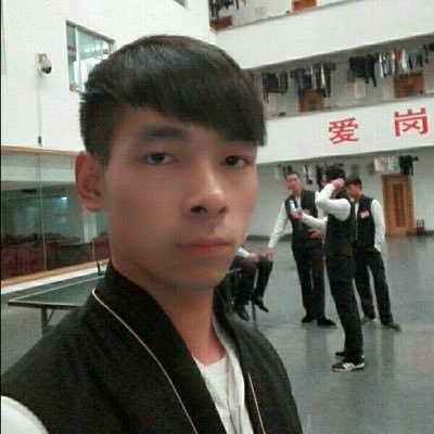 PangramsLong's profile picture. 