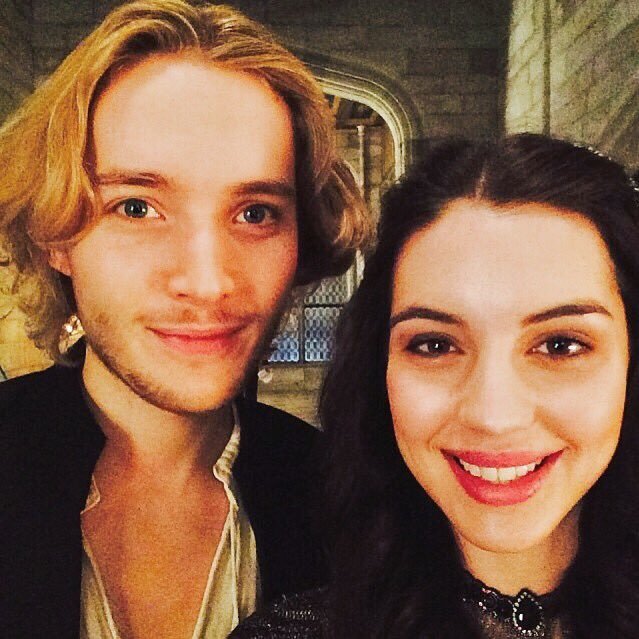 Your dose of Mary Stuart & Francis II de Valois and Tobelaide’s friendship.