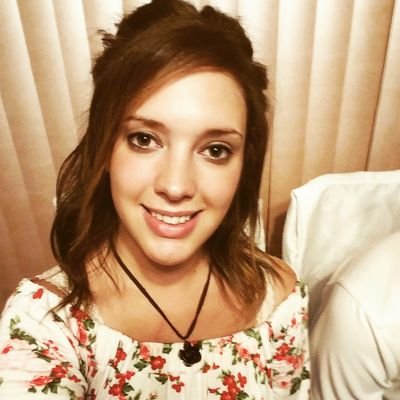 ItsBrittinea's profile picture. 🌺❤️Everyday Is a Blessing❤️🌺💃 Curious Inquisitioner 🌺
Adventurer for Life and Spirit 🌺 Make a Difference 🌺