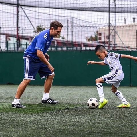 PDAFootball1on1's profile picture. 1on1 Football training for Elite & Beginner players of all ages.