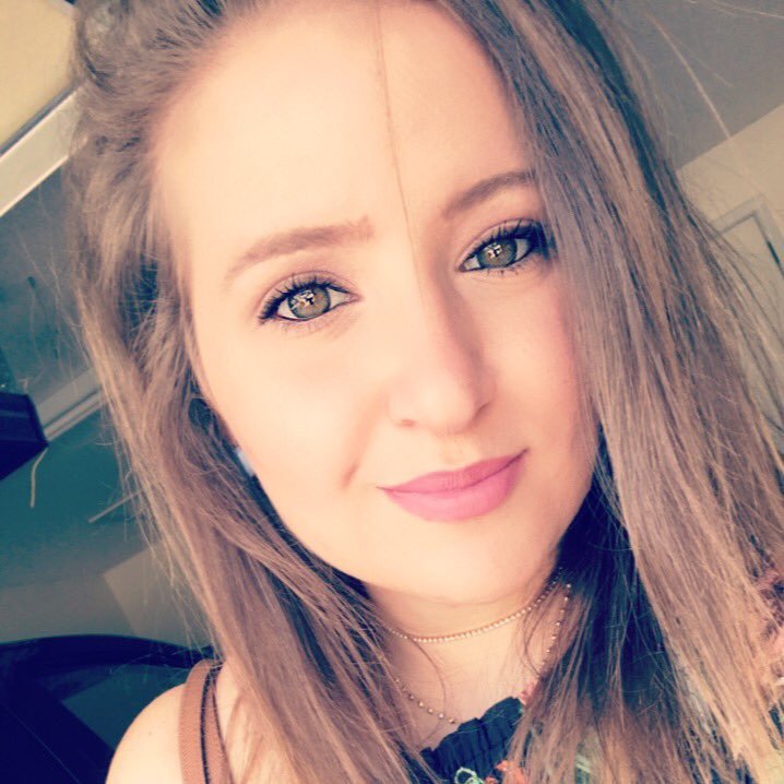 layal_khouri's profile picture. M.A., MBA. Wife. Sister. Lebanese. 🇱🇧 American. 🇺🇸📍Chicago is home.