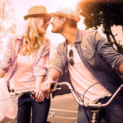 koi_toai_love's profile picture. いろいろな恋の物語があります。
そんな気持ちやエピソードやちょっぴり元気になるコトバなどをつぶやいていきます！！恋して笑顔になろ♡
よかったらRTおねがいします☆☆
 #名言 #失恋 #結婚 #悩み #男女