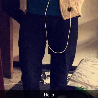 Moktar0207's profile picture. Je suis la pour vivre et non pour survivre