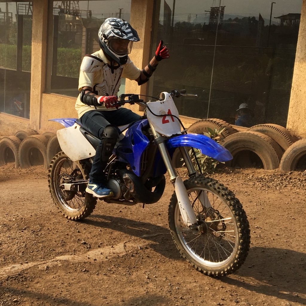 Khanoreb's profile picture. Engineer, MBA, Biker, Eveready for long drives, Love to work, Love to read, Love to observe people, Tweets r personal nt endorsmnts..