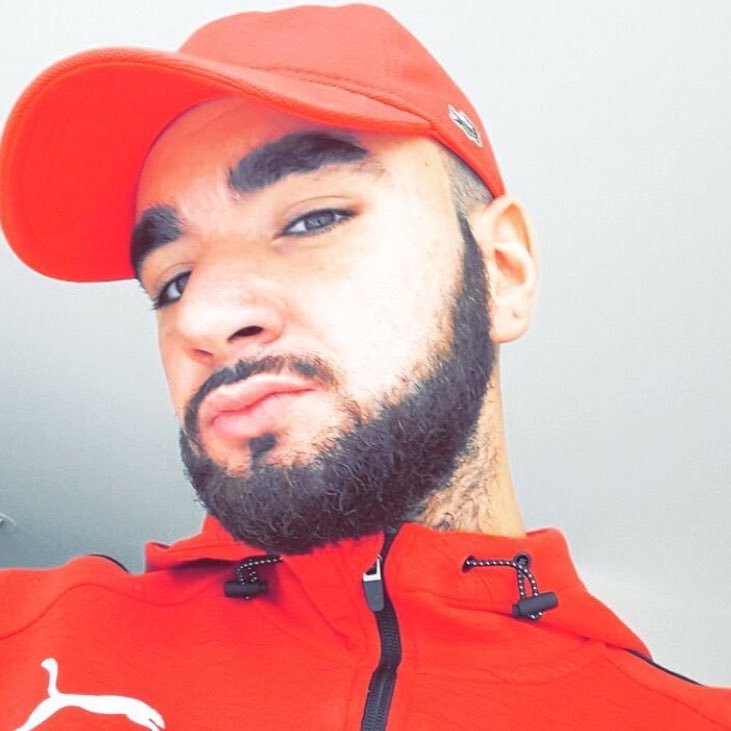 AslanTeva's profile picture. 