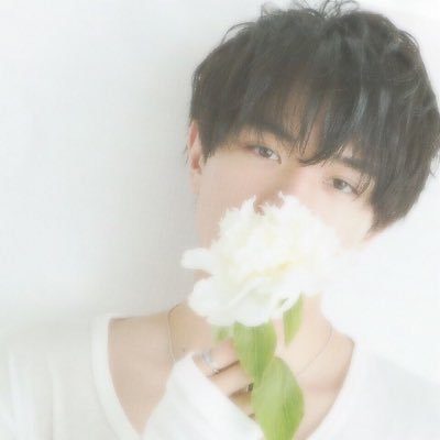 8qgSMjsFhwLOUWm's profile picture. 中島健人一筋。 癒しが健人。 フォロバ100％! 相方探し中…💭誰担でも👍 タメOK！ 気軽に話したい🌈💞  フォロバ無かったら外す。              liveはいつも城ホール👊💥