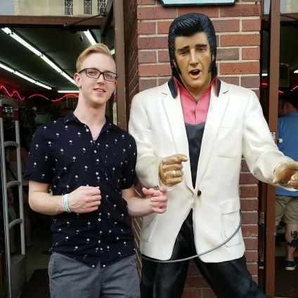 MayhemMan98's profile picture. 