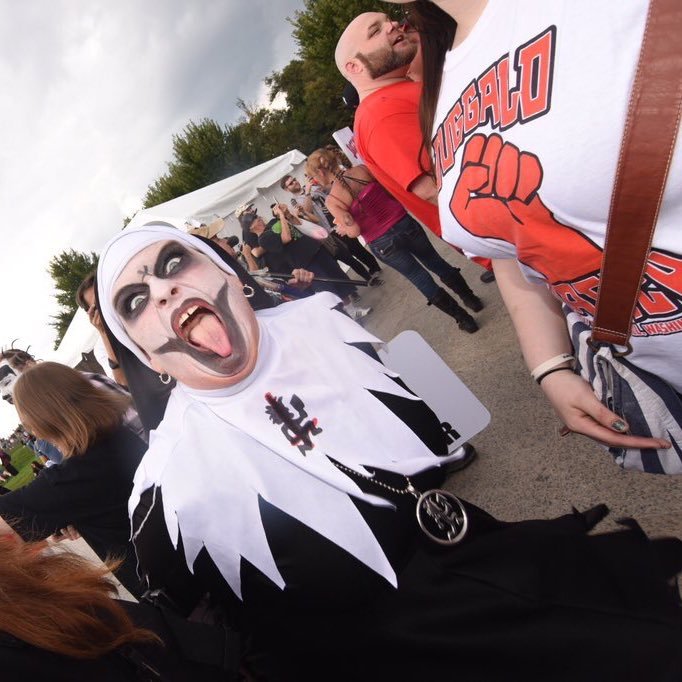 su1c1d3h0tL1n3's profile picture. if I only could, I'd set the world on fire..... it's sad how quickly we disregard one another, as if any one soul has a greater value than the other.