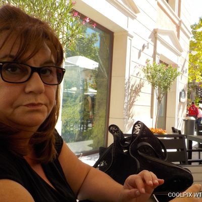 tuxans's profile picture. party