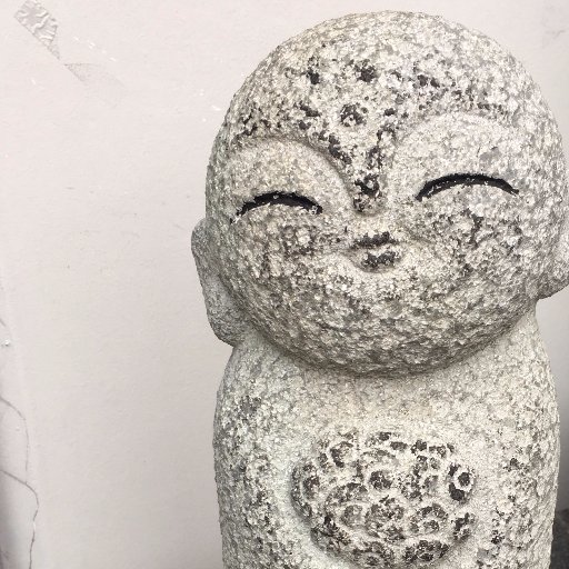 ishihiroho's profile picture. 驚いたことに四捨五入すると60才。妻と子供３人そしてビーグル犬ナナと恵まれた６人家族。趣味は海外脱出、演劇鑑賞、映画カウチ鑑賞、読書、落語、ジム通い、ジョギング、清水エスパルス、夜の街、写真。しかしその全部が浅い。Apple信者