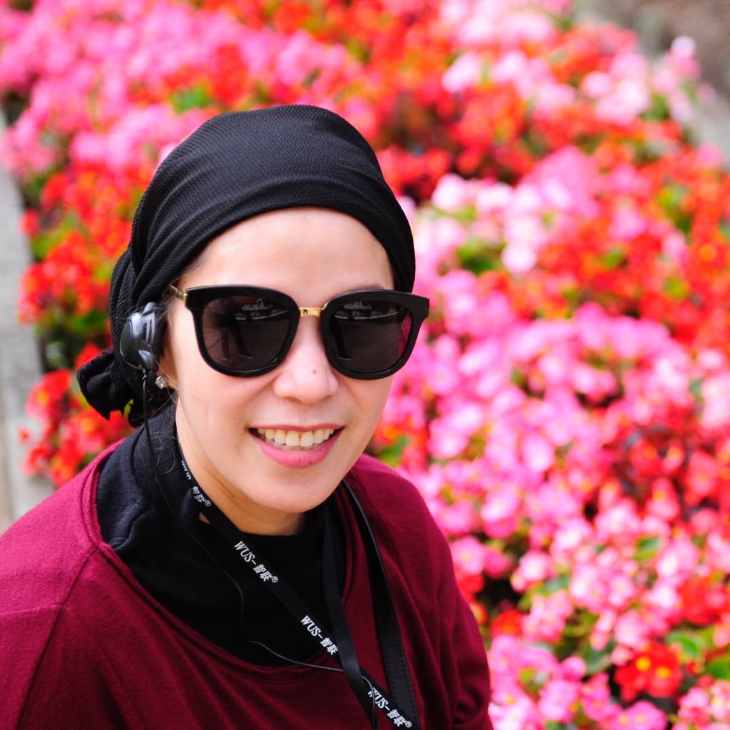 FarrahDivs's profile picture. Constantly striving to remember and put into practice Islamic virtues. Im trying my best :)