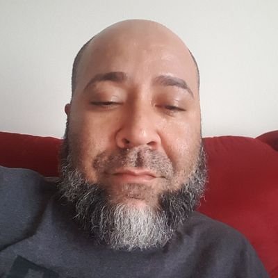 Vivo la mia y no la de nadie