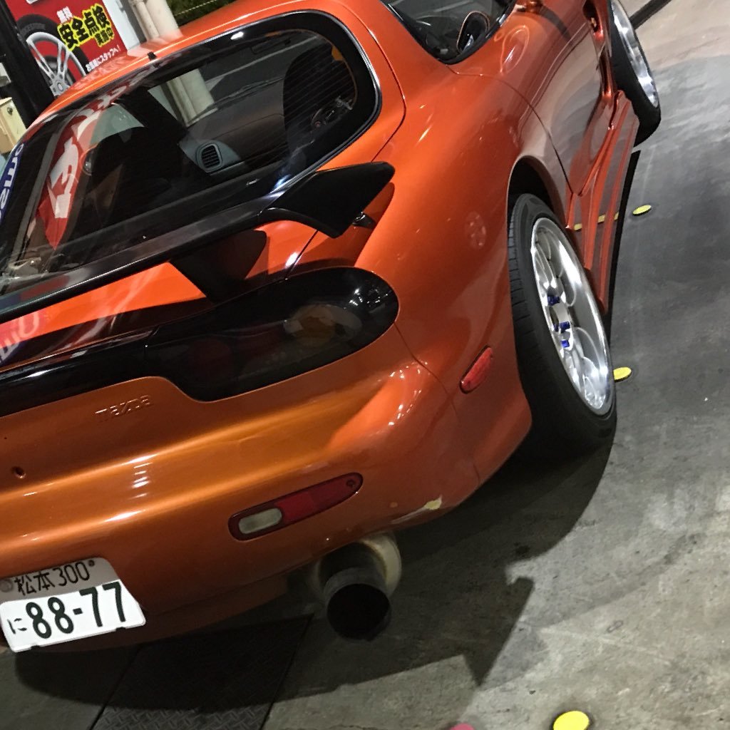 20歳 rx-7乗りですみなさま仲良くしましょー！