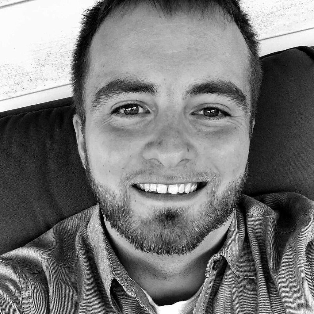 Just your average bartender that loves sports.