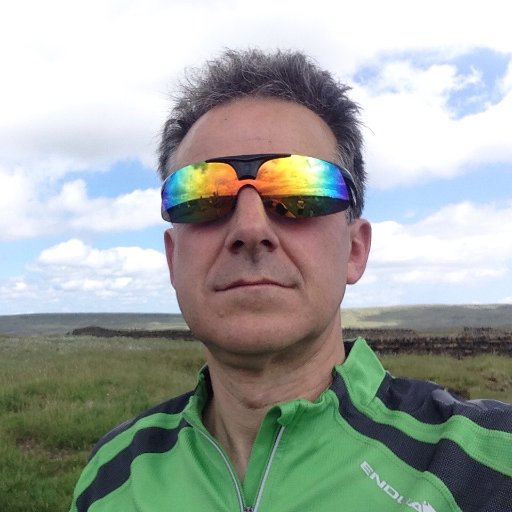 RNLI Media Officer for the South East, promoting the amazing work of our crews and lifeguards.Mad keen cyclist, trombonist and old car nut. All views my own....