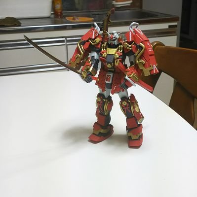 AE6vaub6je9p1WM's profile picture. がっくんでありまなぶんであり玉二郎でもある吉本学と言います✨！
行く所々で色々な呼ばれ方をしております(笑)…！
最近ご縁もあり演劇やスポーツもやっております！
軽度の知的障害を持ってます！
 歌踊朗読一座「漣」副座長✨！