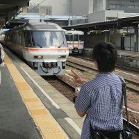 なべ (@tink_watanabe) 's Twitter Profile