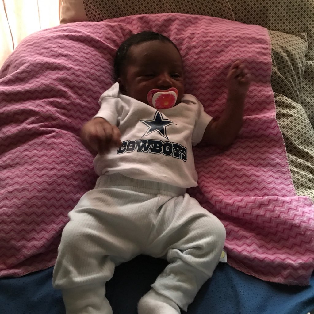 DiamondTowles's profile picture. 