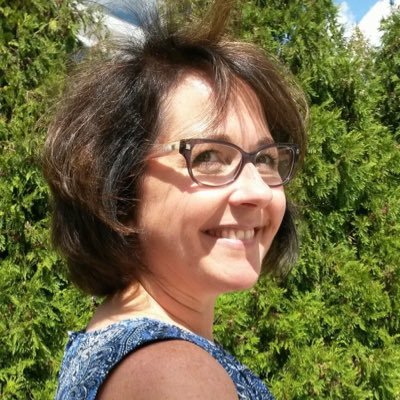 AmyFicon's profile picture. 