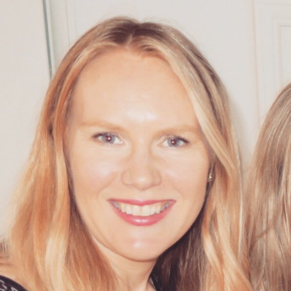 40-something working mum, flexible working champion, wellbeing warrior, marketing consultant @Rocket_UK