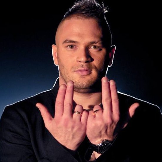 rayanazi's profile picture. elia