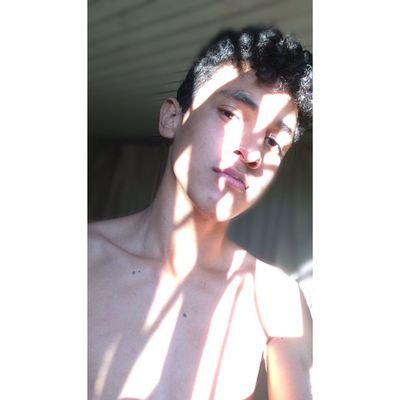 marcieloficiaI's profile picture. Viciado em Serie ❤📱
Instagram📱: Marci.el
Facebook📱: Marciel Moreira
Escorpiano💙
amo musica eletronica 💚