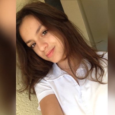 Gaby1945172's profile picture. Seja feliz,porque a vida é muito para ser insignificante.... 🌸