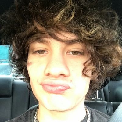 bryanxfabor's profile picture. @bryanmouque to me you are perfect.♡