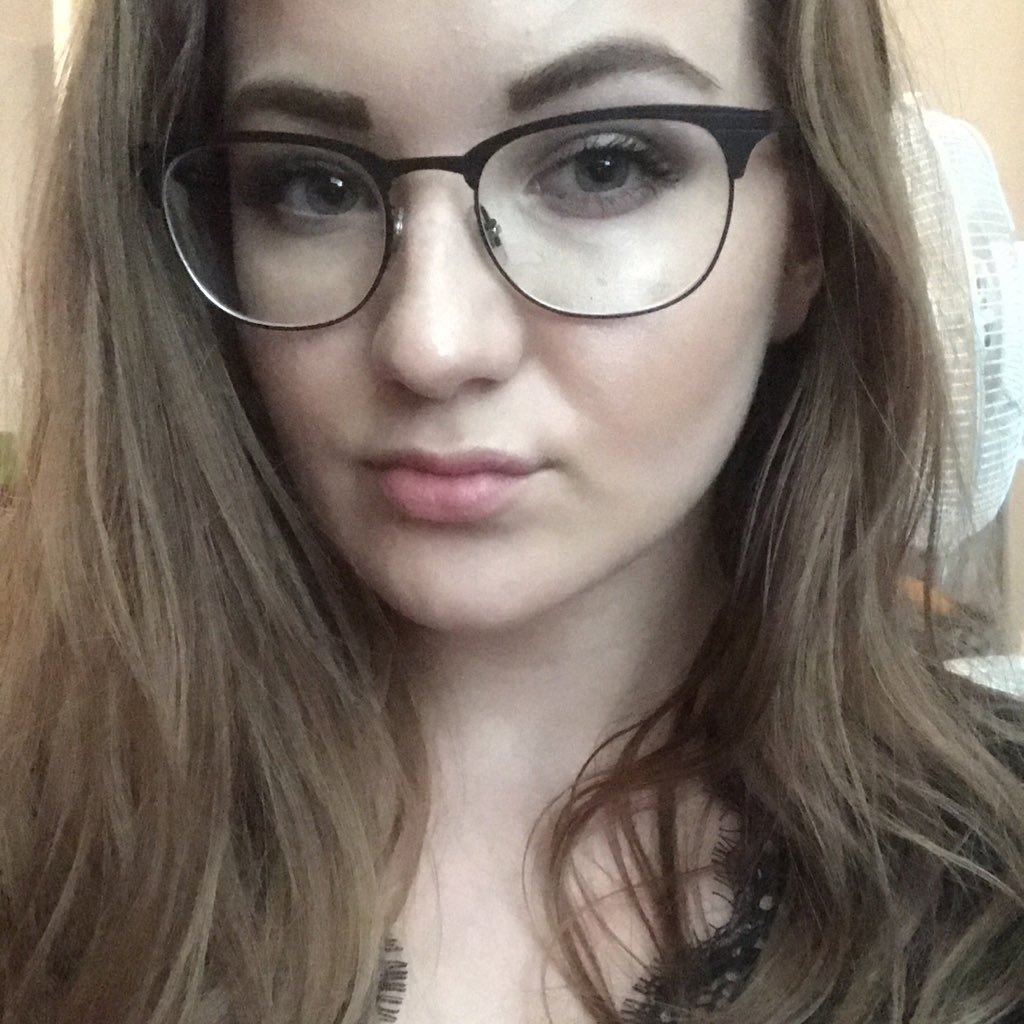 I'm a minimalist, geek, workaholic, individual ☕ I'm only as strong as my coffee ☕ ❤ 619✈️512✈️402✈️479 VENMO:changeinpace CASHAPP:$changeinpace